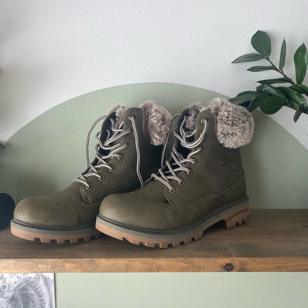 Lugz boots - Picture 3 of 7